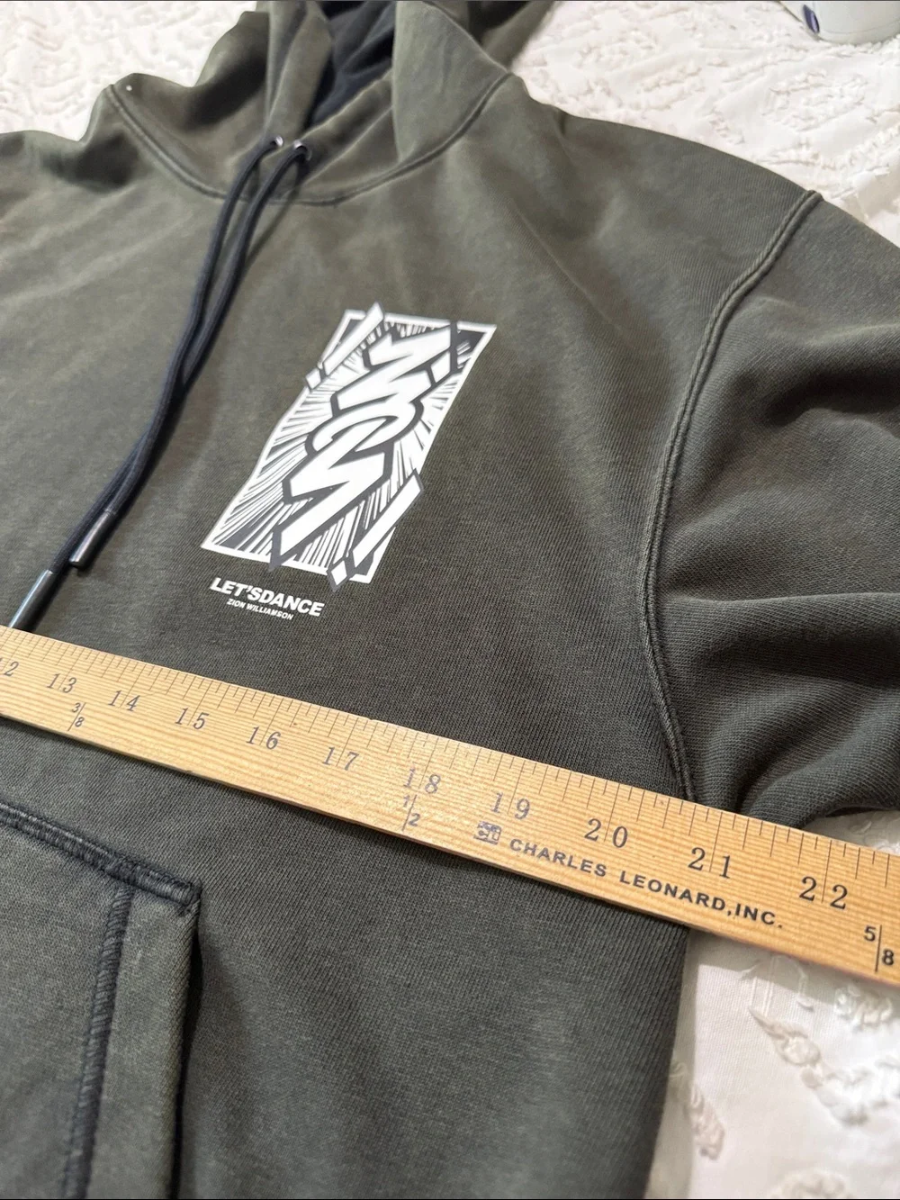 Jordan Zion Dri-FIT Performance Fleece Hoodie Olive Green Men’s Size Small